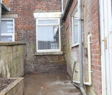 Victoria Road, Stoke-on-trent, Staffordshire, ST4 - Photo 1