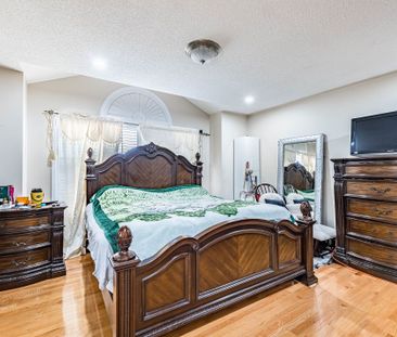 For Lease - 85 Forestgrove Circle, Brampton, Ontario - Photo 2