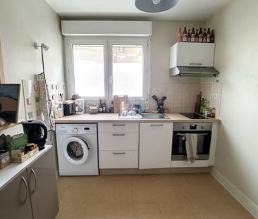 Location Appartement 2 pièces 44m² - Photo 3