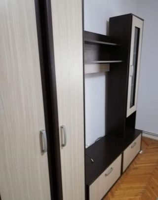 Garsoniera de inchiriat langa Sala Palatului - Fotografie 1