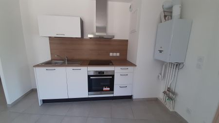 location Appartement T2 DE 47.62m² À ALLONZIER LA CAILLE - Photo 3