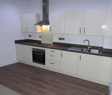 2 bedroom apartment to rent - Photo 2