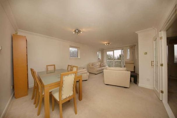 Highview House, Queens Road, Hendon, London, NW4 - Photo 1