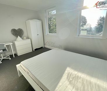 2 Bedroom Flat - Photo 3