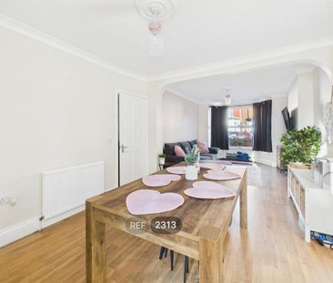 3 bedroom property to rent - Photo 4