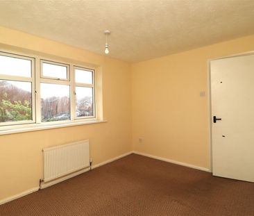 4 BED Detached house To rent - Photo 4