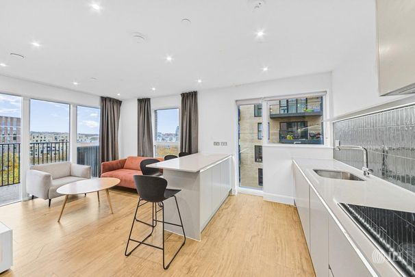 3 bedroom flat to rent - Photo 1