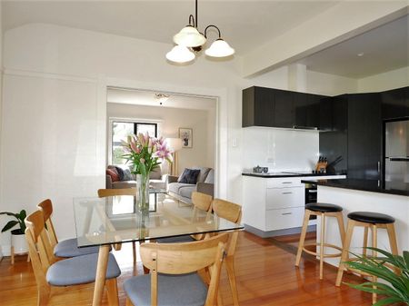 Fully Furnished and Centrally Located - Photo 4