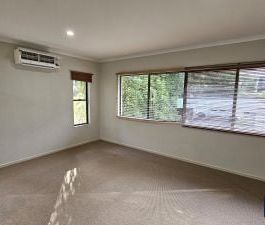 2 Bedroom Townhouse Close to Main Street! - Photo 6