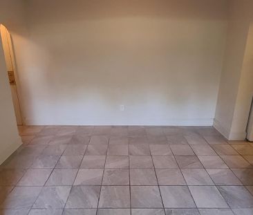 2 - 310 Blake Boulevard - Photo 2