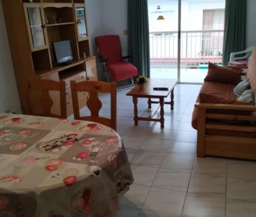 Apartamento de alquiler en Carrer de Sant Antoni, 8, Centro Urbano - Photo 3