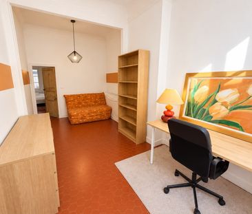 Location Appartement 3 pièces 76m² AIX EN PROVENCE 13100 - Photo 2