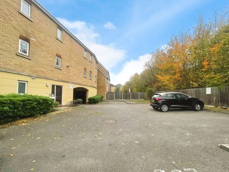 Windermere Avenue, Purfleet, RM19 - Photo 3