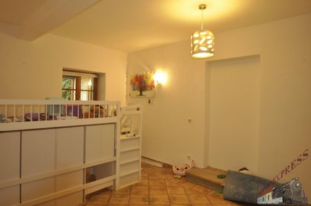 Großzügig angelegte Wohnung in Pressbaum mit Pergola, Pool und großem Garten - Photo 3