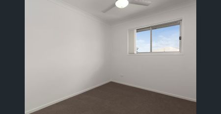 Modern 3 bedrooms townhouses Water bills are included in the rent. - Photo 4