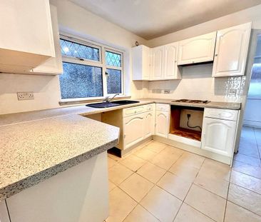 3 bedroom terraced house to rent - Photo 5