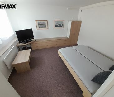 Pronájem bytu 1+1 v osobním vlastnictví 32 m², Znojmo - Photo 1