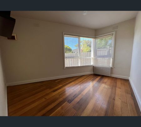6/1761 Dandenong Road, Oakleigh East, Vic 3166 - Photo 3