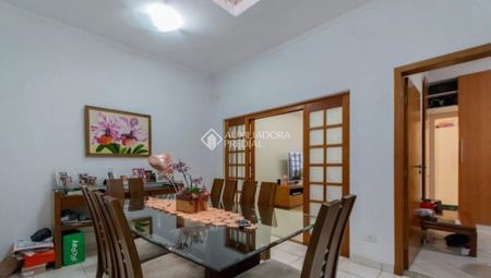 Casa com 3 quartos e 226m² para alugar em Jardim, Santo André. - Foto 5