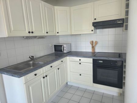Location Appartement 2 pièces 47m² - Photo 5