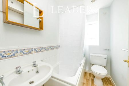 2 bedroom house to rent - Photo 3