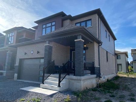 For Lease - 95 Lavender Road, Thorold, Ontario - Photo 2