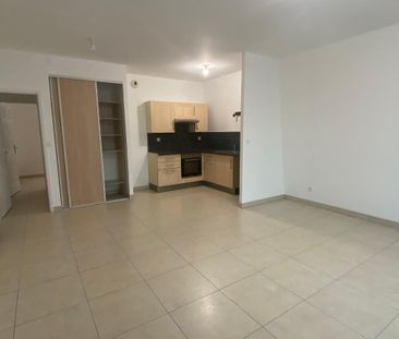 Location Appartement 2 pièces 35m² NOISY LE GRAND 93160 - Photo 3