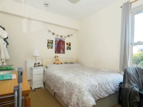 5 bedroom house to rent New Street, Leamington Spa, CV31 - Photo 1