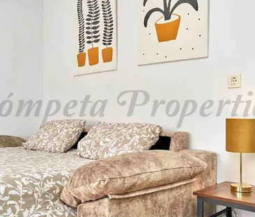 Apartment in Nerja, Close to the beach - Photo 2