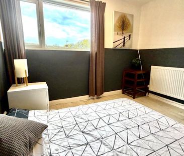 3 bedroom House To Let - Photo 1