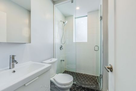 For Lease - 1492 Dundas Street Unit# 4, Toronto, Ontario - Photo 5