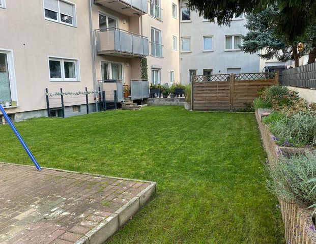 Wunderschöne Erdgeschosswohnung mit eigenem Garten 2ZKDB - Photo 1