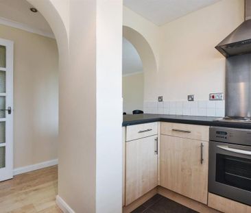 1 bedroom apartment to rent - Photo 4