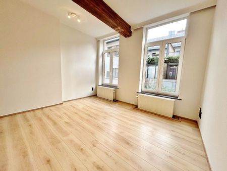 Duplex appartement in het centrum van Sint-Truiden met 2 Slaapkamers - Foto 4