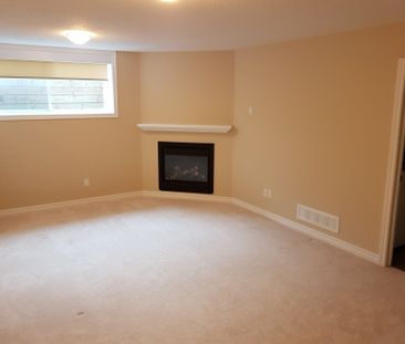 For Lease - 348 TOURMALINE Crescent, Barrhaven, Ontario - Photo 3