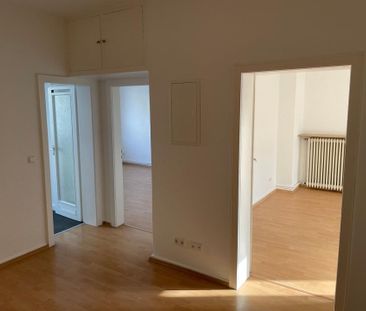 Hannover-Mitte/Südstadt, 2 Zimmer mit Balkon, renovierter Zustand i... - Photo 2