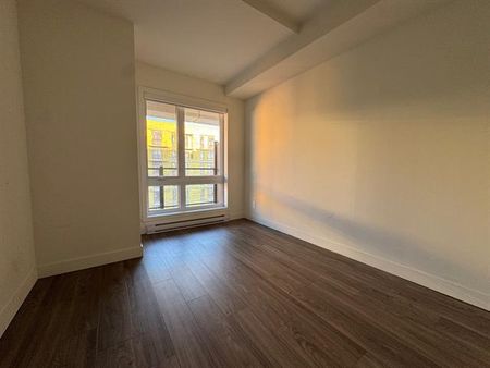 285 Boul. Hymus - Photo 5