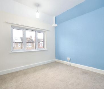 4 bedroom detached house to rent - Photo 1