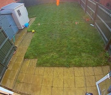 3 bedroom semi-detached house to rent - Photo 2