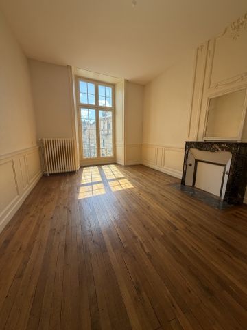Location Appartement 3 pièces 88m² POITIERS 86000 - Photo 2