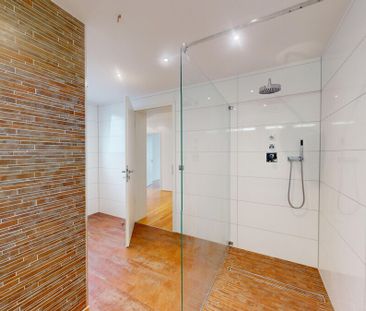 Außergewöhnliche Maisonette-Wohnung mit Sonnenterrasse über den Däc... - Photo 5