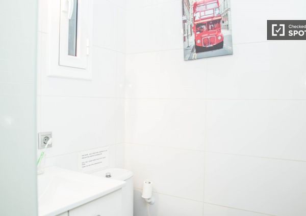 Mieszkanie na wynajem - 110 m² - 4 pokoje Barcelona Katalonia