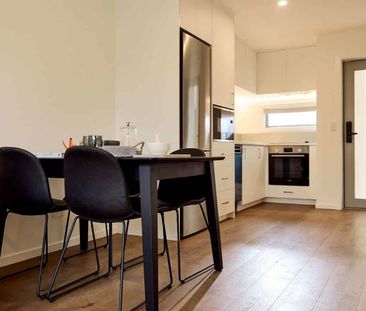 Neat & Tidy & Furnished - Photo 1