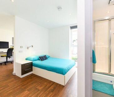 Studio to rent - Photo 2