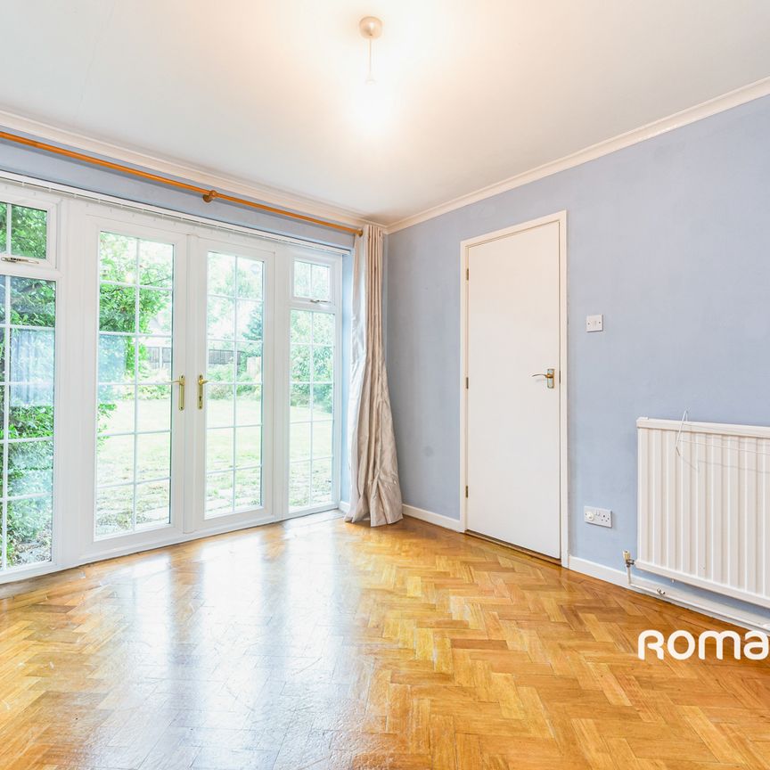 3 bedroom semi detached to rent - Photo 1