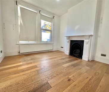 3 bedroom apartment to rent - Photo 2