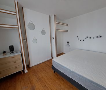 Location Appartement 2 pièces 42m² - Photo 2