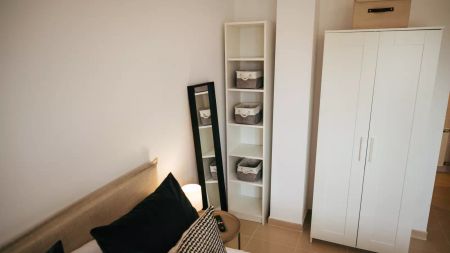 Room in a shared 5-bedroom apartment for rent in el Poblenou, Barcelona - Photo 5