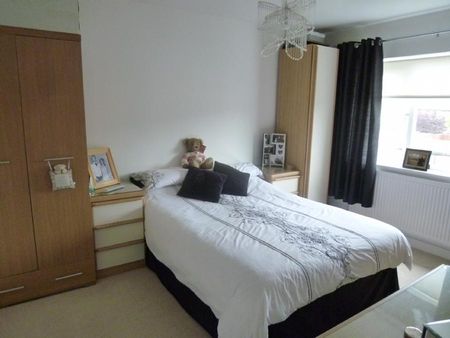 1 bedroom detached house to rent - Photo 5