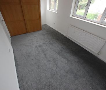 2 bedroom end of terrace house to rent - Photo 6